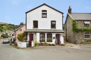Water Street, Llanfairtalhaiarn, LL22